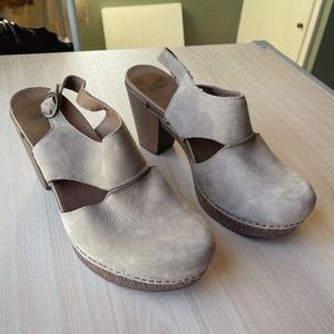 Dansko - Grey Suede Clogs with Cut Outs - EU 42